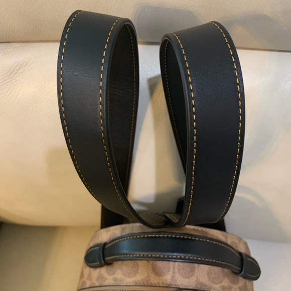 Coach Sig. Stud & Crystal Coated Canvas Backpack 23/ Coach Accordion Cardholder - Picture 10 of 16